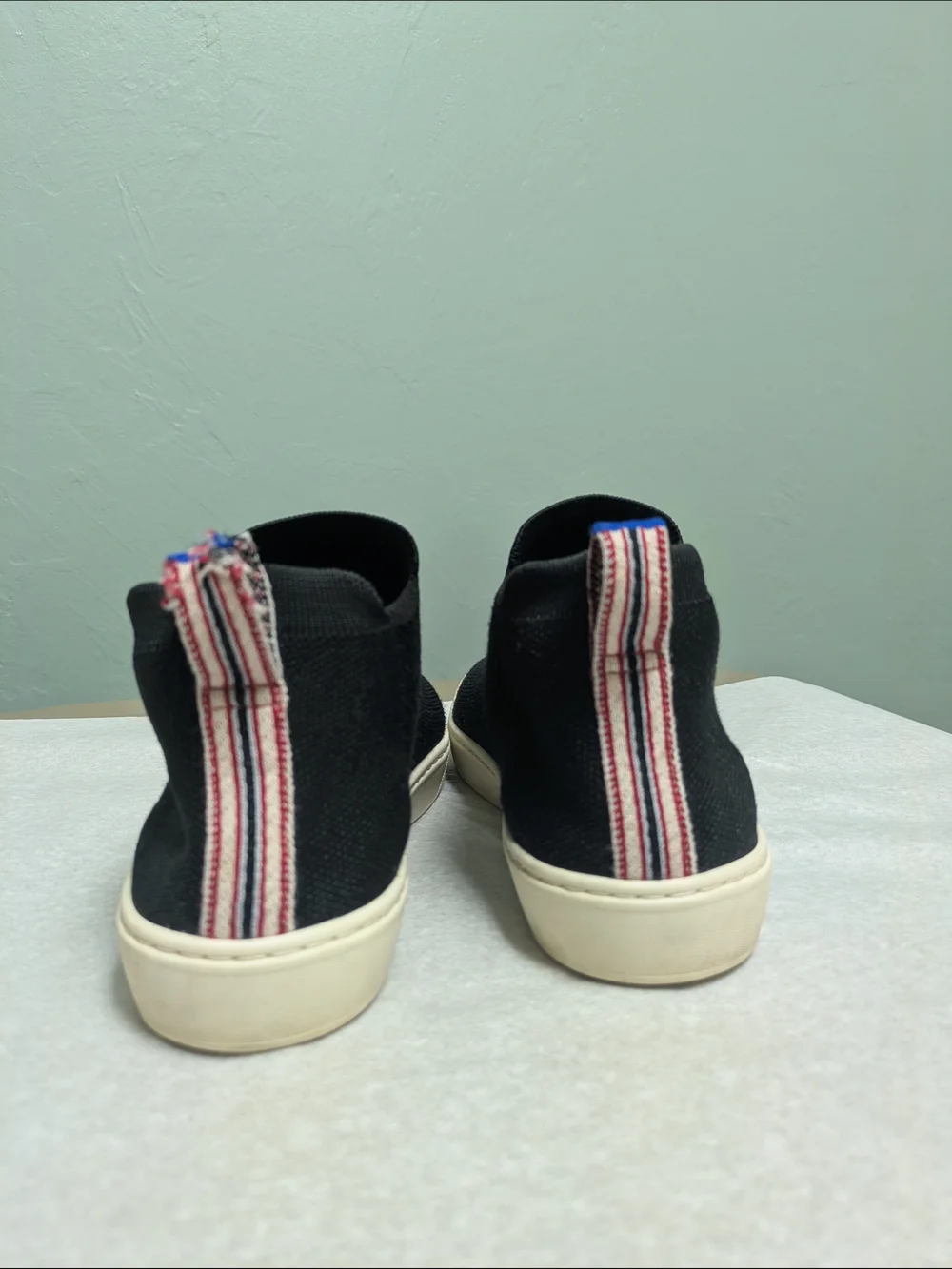 Rothy's Black Knit Slip-On Chelsea Boot Sz:7. 5 Washable Everyday Essential Glam